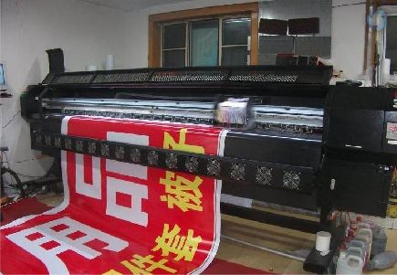  临颍喷绘广告分辨率是多少？