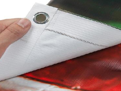  临颍喷绘和刀刮布的工艺区别。